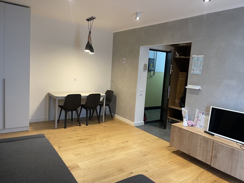 Inchiriez in regim hotelier